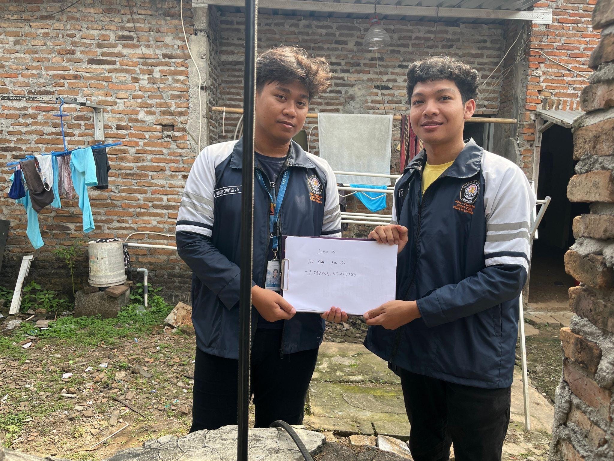 Lakukan Pemetaan Sumber dan Kualitas Air Tanah serta Penguatan Pertanian Berkelanjutan, Mahasiswa KKN-T Undip Dukung Pendekatan untuk Wujudkan SDGs ke-6 di Desa Plumbon, Sukoharjo Lakukan Pemetaan Sumber dan Kualitas Air Tanah serta Penguatan Pertanian Berkelanjutan, Mahasiswa KKN-T Undip Dukung Pendekatan untuk Wujudkan SDGs ke-6 di Desa Plumbon, Sukoharjo