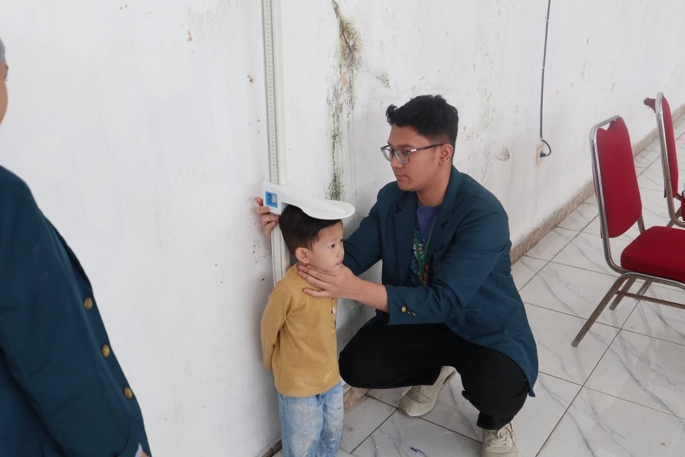 Mahasiswa KKN Undip Tingkatkan Pengetahuan Pertumbuhan dan Perkembangan Balita Melalui Pengecekkan dan Penyuluhan Antropometri Serta Pemberian Makanan Tambahan (PMT) Mahasiswa KKN Undip Tingkatkan Pengetahuan Pertumbuhan dan Perkembangan Balita Melalui Pengecekkan dan Penyuluhan Antropometri Serta Pemberian Makanan Tambahan (PMT)