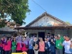 Mahasiswa KKNT-110 UNDIP Dampingi Kader Lakukan Pemberantasan Jentik Nyamuk di RW I, II, dan XV Kelurahan Pudakpayung Mahasiswa KKNT-110 UNDIP Dampingi Kader Lakukan Pemberantasan Jentik Nyamuk di RW I, II, dan XV Kelurahan Pudakpayung