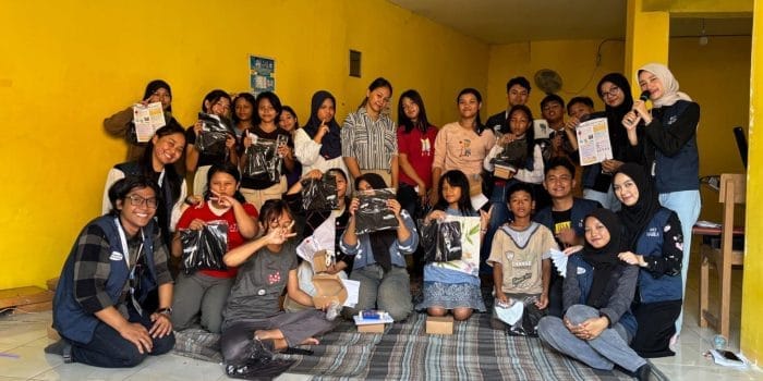 Bandarharjo Ceria Bersama Undip, Mahasiswa KKN Bangun Remaja RW 04 yang Produktif dan Inspiratif