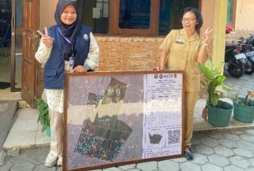 Kelompok 3 Tim KKN-T IDBU 44 Universitas Diponegoro Lakukan Transformasi Digital UMKM Desa Gatak, Integrasi Google Maps dan Pemetaan Visual untuk Meningkatkan Daya Saing Ekonomi Lokal Kelompok 3 Tim KKN-T IDBU 44 Universitas Diponegoro Lakukan Transformasi Digital UMKM Desa Gatak, Integrasi Google Maps dan Pemetaan Visual untuk Meningkatkan Daya Saing Ekonomi Lokal
