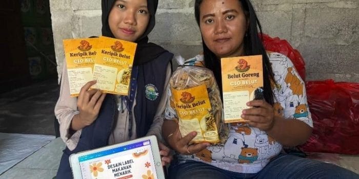 Kelompok 3 TIM KKN-T IDBU 44 UNDIP Dorong UMKM Desain Label Menarik dan Bilingual, Strategi UMKM Gatak Tembus Pasar Lebih Luas Kelompok 3 TIM KKN-T IDBU 44 UNDIP Dorong UMKM Desain Label Menarik dan Bilingual, Strategi UMKM Gatak Tembus Pasar Lebih Luas