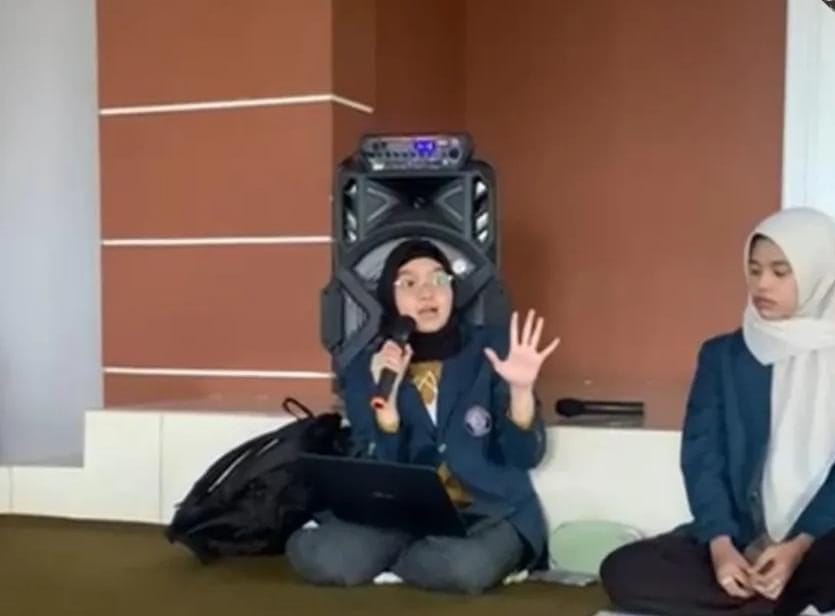 Mahasiswa KKN-T UNDIP 118 Dorong Pemanfaatan TOGA, Adakan Edukasi Pencegahan Hipertensi, Diabetes, dan Peluang Bisnis Herbal Mahasiswa KKN-T UNDIP 118 Dorong Pemanfaatan TOGA, Adakan Edukasi Pencegahan Hipertensi, Diabetes, dan Peluang Bisnis Herbal