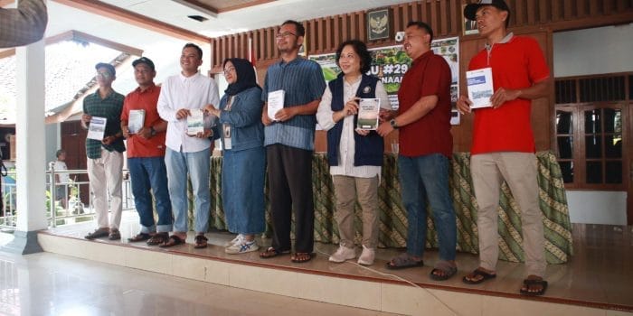 Mahasiswa KKN TIM 29 IDBU 2025 Hadirkan Profil Desa Plumbon sebagai Dasar Pembangunan Mahasiswa KKN TIM 29 IDBU 2025 Hadirkan Profil Desa Plumbon sebagai Dasar Pembangunan