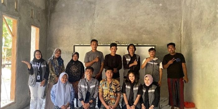 Mahasiswa KKN UPGRIS Dusun Nyamplungan Karimunjawa Dorong UMKM Go Digital Lewat Program Sosialisasi Kewirausahaan