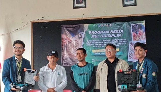 Keberhasilan Program KKN Tematik Kemindiktisaintek Universitas Diponegoro dan Universitas PGRI Semarang di Desa Kesongo: Bangkitkan Semangat Wirausaha Melalui Komunitas dan Pelatihan Anyaman Bambu Keberhasilan Program KKN Tematik Kemindiktisaintek Universitas Diponegoro dan Universitas PGRI Semarang di Desa Kesongo: Bangkitkan Semangat Wirausaha Melalui Komunitas dan Pelatihan Anyaman Bambu