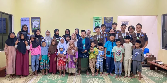 Mahasiswa KKN UPGRIS Kelompok 27 Desa Bergas Kidul Membina Generasi Muda Melalui Pengajaran Mengaji di Dusun Kemloko Mahasiswa KKN UPGRIS Kelompok 27 Desa Bergas Kidul Membina Generasi Muda Melalui Pengajaran Mengaji di Dusun Kemloko