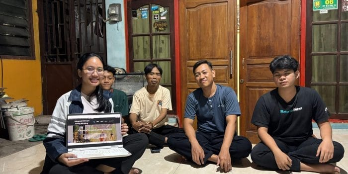Mahasiswa KKN Undip IDBU 22 Lakukan Digitalisasi Ketoprak Srimulyo, Bantu Anak Muda Melek Teknologi dan Budaya Tetap Lestari Mahasiswa KKN Undip IDBU 22 Lakukan Digitalisasi Ketoprak Srimulyo, Bantu Anak Muda Melek Teknologi dan Budaya Tetap Lestari