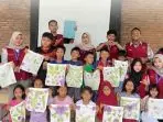 Dari Daun Jadi Fashion! Mahasiswa KKN UPGRIS 9 Ajak Anak Desa Leyangan Ciptakan Totebag Ecoprint Ramah Lingkungan
