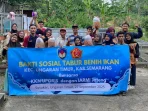 Mahasiswa KKN UPGRIS Lakukan Penyebaran Benih Ikan di RW 08 Gedanganak, Upaya Pemberdayaan dan Ketahanan Pangan Warga