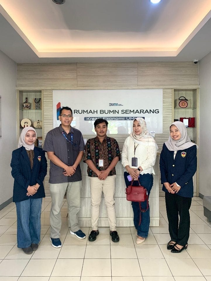 Mahasiswa UPGRIS Magang di Pos Indonesia KCU Semarang, Dapatkan Pengalaman dan Wawasan yang Bermanfaat