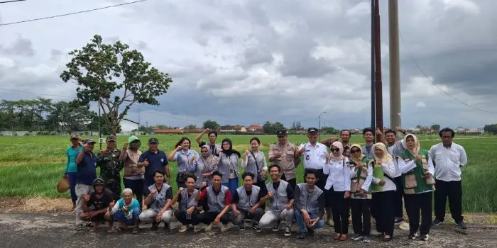 Mahasiswa KKN UPGRIS Hadiri Sosialisasi Mikroba Pertanian di Desa Blaru IMG-20260121-WA0007