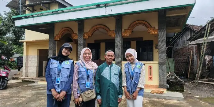 Mahasiswa KKN UPGRIS Kelompok 24 Lakukan Pemetaan Fasilitas Umum Desa Kalisidi di Google Maps Mahasiswa KKN UPGRIS Kelompok 24 Lakukan Pemetaan Fasilitas Umum Desa Kalisidi di Google Maps