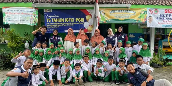 Mahasiswa KKN UNTIDAR Lakukan Optimalisasi Penerapan Islamik Montessori dalam Proses Belajar Mengajar di TK Masyithoh Budi Lestari, Bantul, Yogyakarta Mahasiswa KKN UNTIDAR Lakukan Optimalisasi Penerapan Islamik Montessori dalam Proses Belajar Mengajar di TK Masyithoh Budi Lestari, Bantul, Yogyakarta
