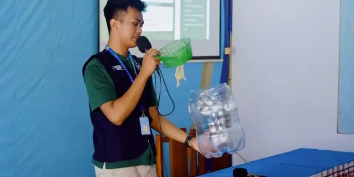 Dari Edukasi ke Aksi, Tim KKN UNTIDAR Hadirkan Aquaponik untuk Cegah Stunting dan Perkuat Ketahanan Pangan di Desa Kuwayuhan