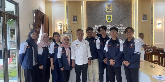 Pengelolaan Sampah Berbasis Warga di Dusun Kragilan, KKN Undip Fasilitasi Pemanfaatan Sampah Plastik Bernilai Ekonomi IMG_0929-2