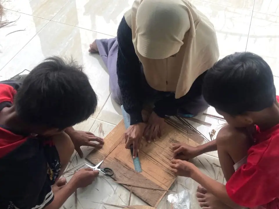 Desain Sederhana, Dampak Nyata: Pengelolaan Sampah Warga Kragilan