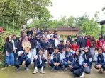 Edukasi CV Kreatif, Tim KKN Undip Dorong Kepercayaan Diri Remaja Desa Kerjo Lor