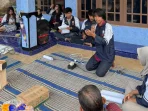Mahasiswa KKN UNDIP Rancang Sistem Hidroponik Otomatis Berbasis Timer Relay untuk Hemat Energi Listrik