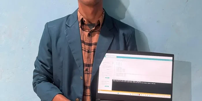 Mahasiswa KKN UNDIP Beri Edukasi Pengaplikasian Lampu Pintar Berbasis IoT pada Kawasan Wisata Boyolayar Mahasiswa KKN UNDIP Beri Edukasi Pengaplikasian Lampu Pintar Berbasis IoT pada Kawasan Wisata Boyolayar