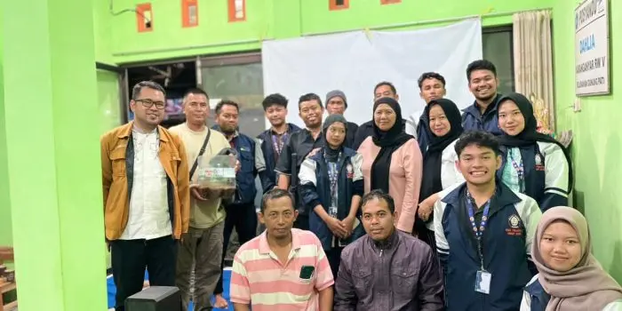 Mahasiswa KKN UNDIP Lakukan Optimalisasi Hasil Peternakan dan Limbah Organik sebagai Produk Bernilai Ekonomi dalam Sistem Usaha Terpadu Berbasis Lingkungan di Dukuh Karanganyar, Semarang Mahasiswa KKN UNDIP Lakukan Optimalisasi Hasil Peternakan dan Limbah Organik sebagai Produk Bernilai Ekonomi dalam Sistem Usaha Terpadu Berbasis Lingkungan di Dukuh Karanganyar, Semarang