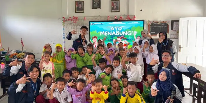 Mahasiswa KKN UNDIP Edukasi Siswa SD tentang Pentingnya Budaya Menabung Sejak Dini WhatsApp-Image-2026-02-10-at-03.12.11