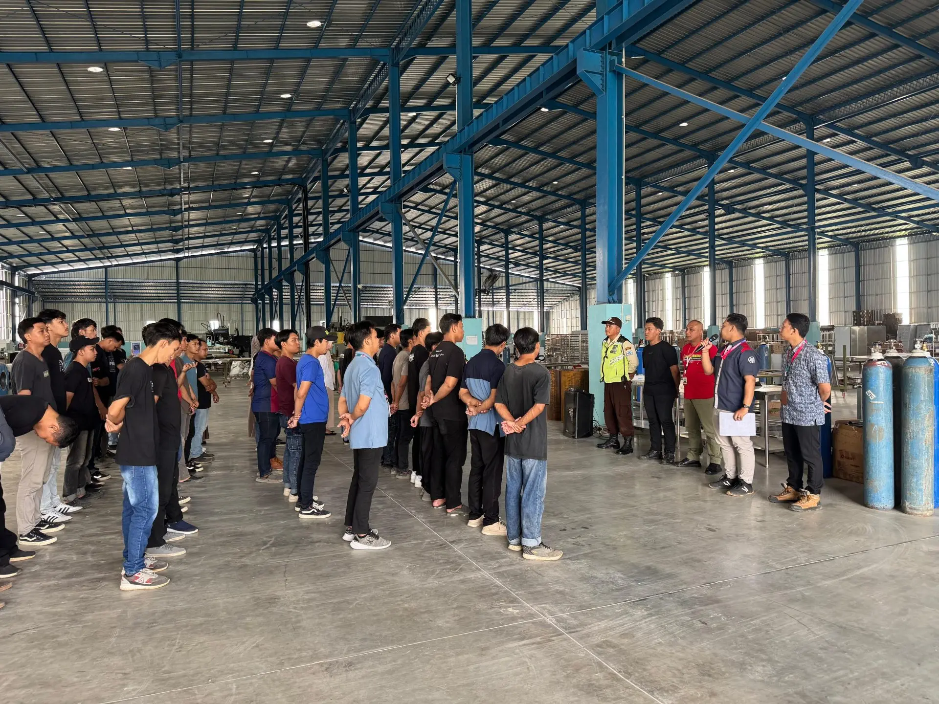 Mahasiswa KKN UPGRIS Sosialisasikan K3 Area Produksi kepada Karyawan PT. Wadja Karya Dunia Pati