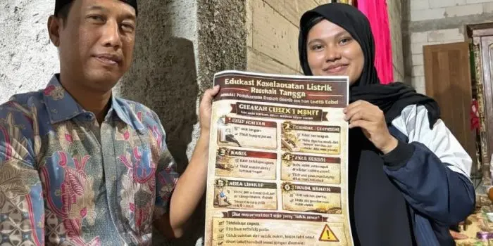 Tingkatkan Kesadaran Keamanan Listrik Rumah Tangga, Mahasiswa KKN UNDIP Edukasi Warga Desa Kacangan Tingkatkan Kesadaran Keamanan Listrik Rumah Tangga, Mahasiswa KKN UNDIP Edukasi Warga Desa Kacangan