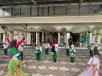 Ketukan Ceria Anak Usia Dini, KKN Kelompok 39 UPGRIS Dampingi Drumband RA Muslimat NU 08 Trompo