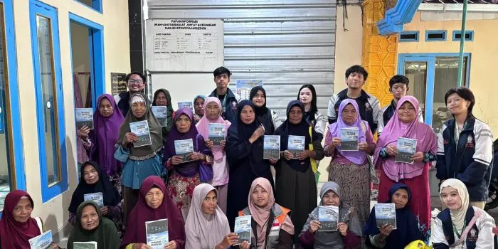 Mahasiswa KKN UNDIP Mengadaptasi Budaya Jepang untuk Memperkuat Kesiapsiagaan Bencana Alam di Masyarakat Mahasiswa KKN UNDIP Mengadaptasi Budaya Jepang untuk Memperkuat Kesiapsiagaan Bencana Alam di Masyarakat