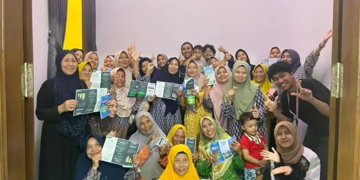 Lingkungan Bersih, Keluarga Sehat! Mahasiswa KKN-T UNDIP Edukasi Ibu-Ibu Desa Purworejo mengenai Pengelolaan Sampah Rumah Tangga Lingkungan Bersih, Keluarga Sehat! Mahasiswa KKN-T UNDIP Edukasi Ibu-Ibu Desa Purworejo mengenai Pengelolaan Sampah Rumah Tangga