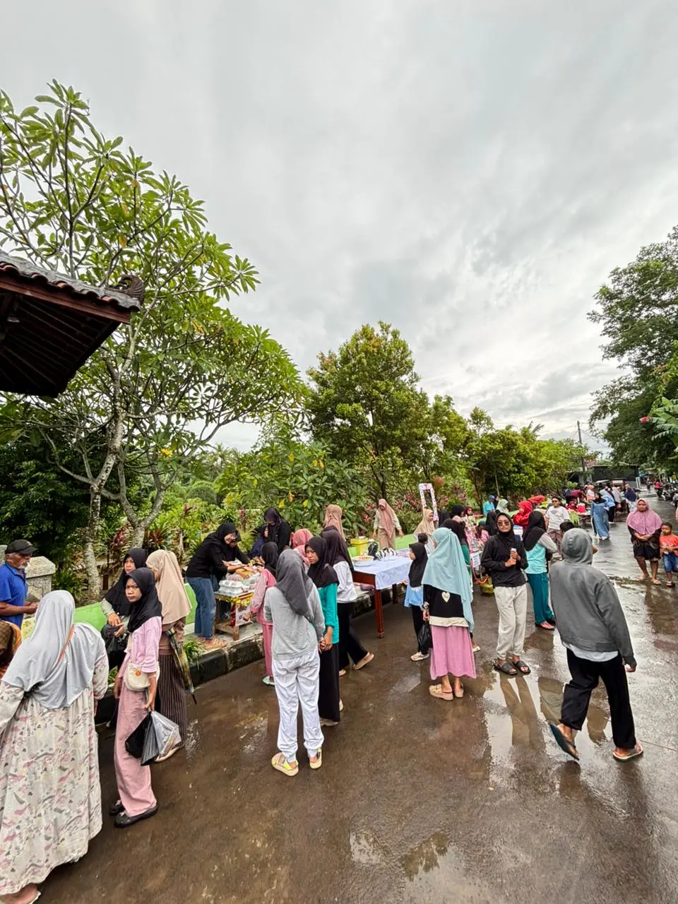 Mahasiswa KKN UNDIP Dorong Ekonomi Desa Lewat Lokal Fest di Ketitanglor