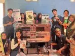 Kelompok 3 KKN-T Tim 34 Universitas Diponegoro Laksanakan Program Peningkatan Kapasitas dan Inovasi Produksi pada UMKM Kumala Snack di Desa Teras