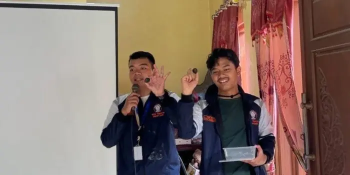 Dari Sampah Jadi Energi, Mahasiswa KKN UNDIP Dorong Kemandirian Pengelolaan Sampah di Pesisir Demak Dari Sampah Jadi Energi, Mahasiswa KKN UNDIP Dorong Kemandirian Pengelolaan Sampah di Pesisir Demak