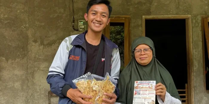 Edukasi dan Pendampingan Digitalisasi UMKM, Mahasiswa KKN UNDIP Dorong Pemasaran Digital di Desa Kerjo Kidul Edukasi dan Pendampingan Digitalisasi UMKM, Mahasiswa KKN UNDIP Dorong Pemasaran Digital di Desa Kerjo Kidul