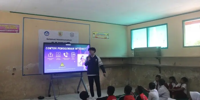 Mahasiswa KKN Universitas Diponegoro Gelar Edukasi mengenai Peran Internet pada Era Digital di SDN 1 Pondok, Desa Pondok