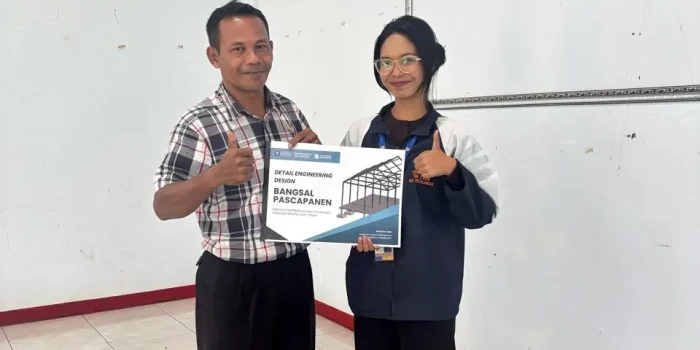 Mahasiswi KKN UNDIP Rancang Bangsal Pascapanen untuk Perkuat Pengelolaan Hasil Pertanian Desa Gumawang Mahasiswi KKN UNDIP Rancang Bangsal Pascapanen untuk Perkuat Pengelolaan Hasil Pertanian Desa Gumawang