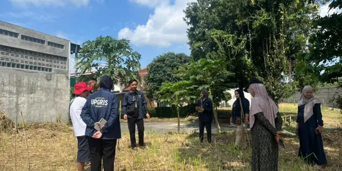 Mahasiswa KKN Universitas PGRI Semarang Gelar Sosialisasi mengenai Manfaat Buah dan Sayur bagi Kesehatan Mahasiswa KKN Universitas PGRI Semarang Gelar Sosialisasi mengenai Manfaat Buah dan Sayur bagi Kesehatan