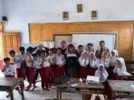 Kenalkan Budaya Jepang, Mahasiswa KKN Undip Tim 68 Desa Jolosekti Edukasi Anak Sekolah Mengenai Huruf Jepang dan Konsep Berhemat Kakeibo
