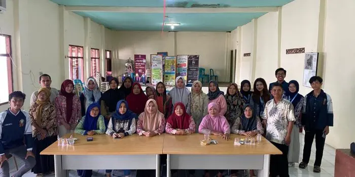 Cegah Risiko Residu Pestisida, Mahasiswi KKN UNDIP Edukasi Warga Desa Ponowareng mengenai Pengolahan Pangan Aman Cegah Risiko Residu Pestisida, Mahasiswi KKN UNDIP Edukasi Warga Desa Ponowareng mengenai Pengolahan Pangan Aman