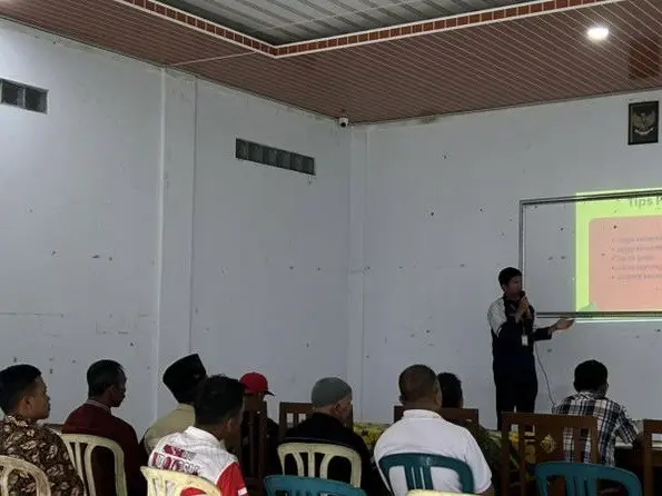Mahasiswa KKN UNDIP Sosialisasikan Manajemen Logistik Sederhana kepada GAPOKTAN Desa Gumawang