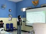 Solusi Hijau di Lahan Sempit, Mahasiswa KKN-T UNDIP Kenalkan Tiga Model Vertical Garden dari Botol hingga Galon Bekas