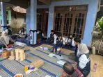 Ubah Lahan Sempit Jadi Produktif, Mahasiswa KKN Undip Edukasi Sistem Hidroponik Sederhana bagi Warga