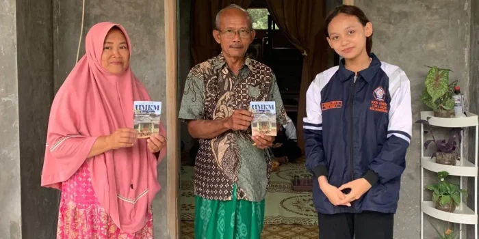Mahasiswa KKN UNDIP Laksanakan Program Pembuatan Brosur Potensi UMKM Desa Sono