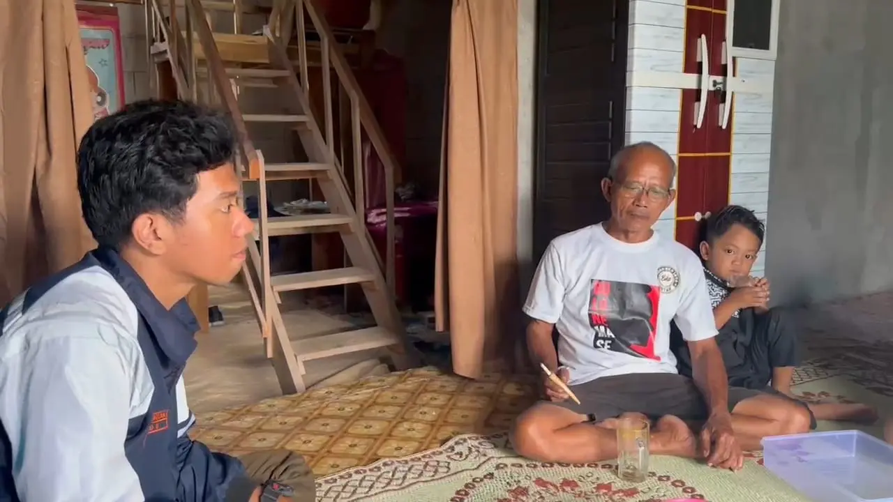 Mahasiswa KKN UNDIP Susun Buku Panduan Perawatan Alat dan Transportasi untuk Dukung Keberlanjutan UMKM Desa Sono