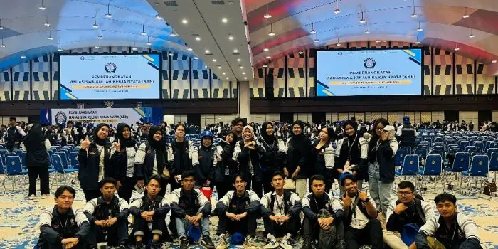 Mahasiswa KKN UNDIP Mengabdi di Desa Laban: Hadirkan Inovasi Lingkungan, Edukasi Anak, dan Penguatan Sosial Warga Mahasiswa KKN UNDIP Mengabdi di Desa Laban: Hadirkan Inovasi Lingkungan, Edukasi Anak, dan Penguatan Sosial Warga