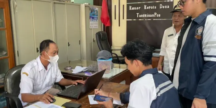 Dukung Ketahanan Pangan, Tim KKN Undip Dampingi Desa Tangkisanpos dalam Pengembangan Kegiatan budidaya Ikan Bawal Sebagai Aset BUMDes