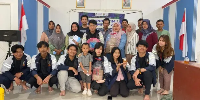 Mahasiswa KKN UNDIP Lakukan Pemberdayaan Masyarakat Berbasis Pakan Fungsional, Dukung Produksi Ternak dan Perikanan Berkelanjutan di Desa Posong, Batang Mahasiswa KKN UNDIP Lakukan Pemberdayaan Masyarakat Berbasis Pakan Fungsional, Dukung Produksi Ternak dan Perikanan Berkelanjutan di Desa Posong, Batang