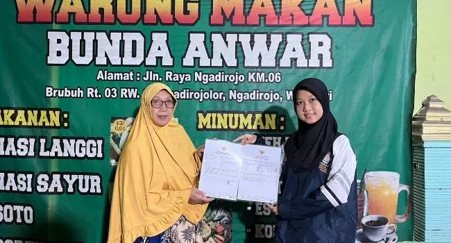 Mahasiswa KKN UNDIP Fasilitasi Sertifikasi Halal Gratis bagi Pelaku UMKM Desa Ngadirojo Lor
