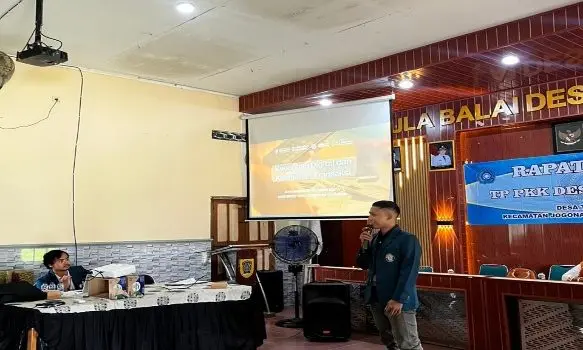 Mahasiswa KKN Undip Tim 1 Desa Tambakan 2026 Edukasi Warga Desa tentang Keuangan Digital dan Keamanan Transaksi Mahasiswa KKN Undip Tim 1 Desa Tambakan 2026 Edukasi Warga Desa tentang Keuangan Digital dan Keamanan Transaksi